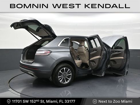 Used 2023 Lincoln Nautilus AWD w/ Premium Package image 28