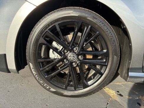 Used 2025 Toyota Camry LE image 29