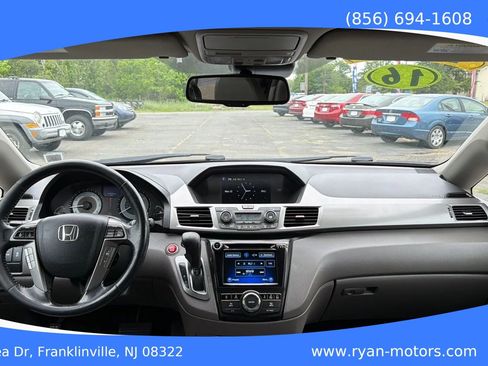 Used 2016 Honda Odyssey Touring image 9