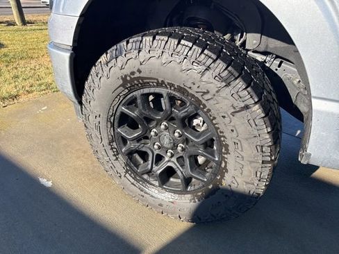 Used 2025 Ford F150 XLT w/ Equipment Group 302A MID image 5