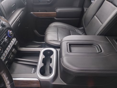 Used 2020 Chevrolet Silverado 1500 High Country image 13