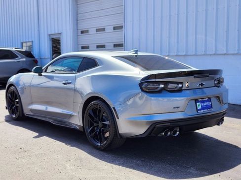 Used 2023 Chevrolet Camaro SS RWD image 3