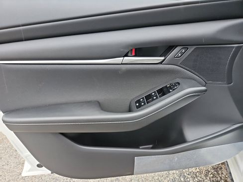 New 2026 MAZDA MAZDA3 s FWD image 10