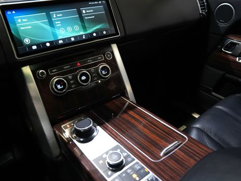 Used 2016 Land Rover Range Rover image 48