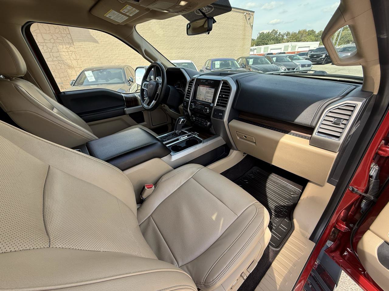 Used 2016 Ford F150 Lariat AWD/4WD image 17
