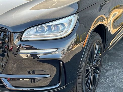 New 2025 Lincoln Corsair Grand Touring w/ Jet Appearance Package image 4