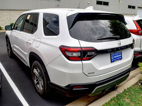 Used 2023 Honda Pilot EX-L image 18