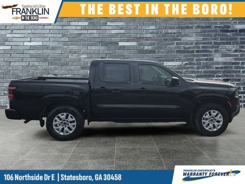 Used 2024 Nissan Frontier SV w/ SV Convenience Package RWD image 7