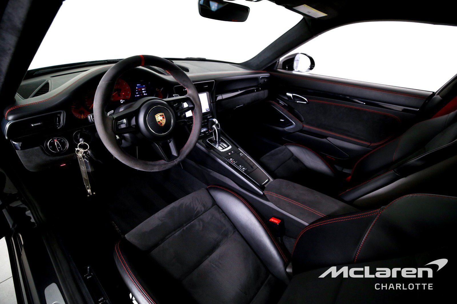 Used 2018 Porsche 911 GT3 RWD image 11