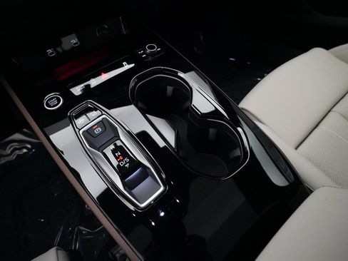 Used 2025 Audi A5 2.0T Prestige w/ 19" Wheel Package image 29