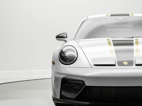 Used 2026 Porsche 911 GT3 w/ Weissach Package RWD image 39