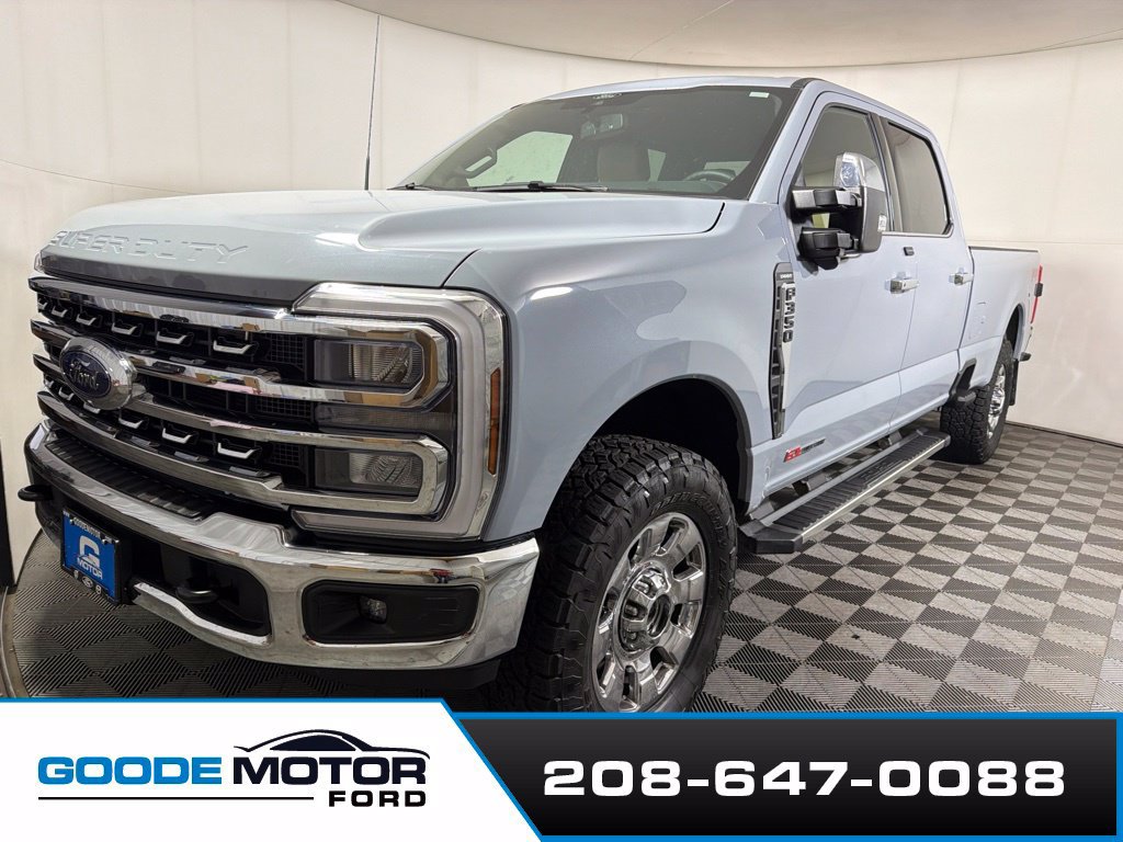 Used 2025 Ford F350 Lariat w/ Chrome Package AWD/4WD image 4