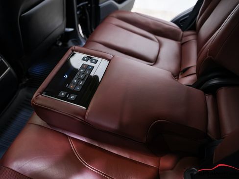 Used 2021 Lexus LX 570 4WD w/ Luxury Package image 64