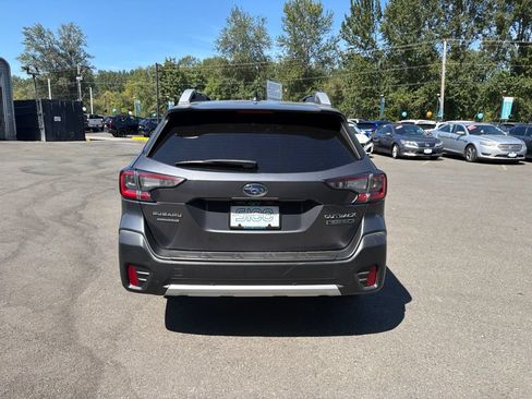 Used 2020 Subaru Outback Touring XT AWD/4WD image 5