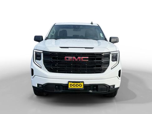 New 2026 GMC Sierra 1500 Elevation image 8