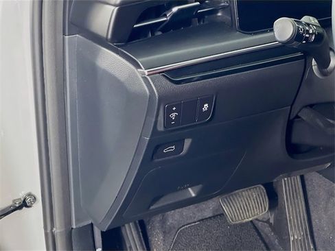 Used 2025 Kia K5 GT-Line w/ GT-Line Premium Package image 11