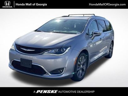 Used 2017 Chrysler Pacifica Limited