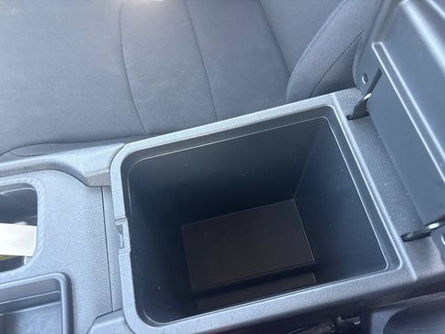 Used 2024 Nissan Sentra S FWD image 30
