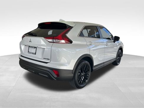 New 2026 Mitsubishi Eclipse Cross LE image 3
