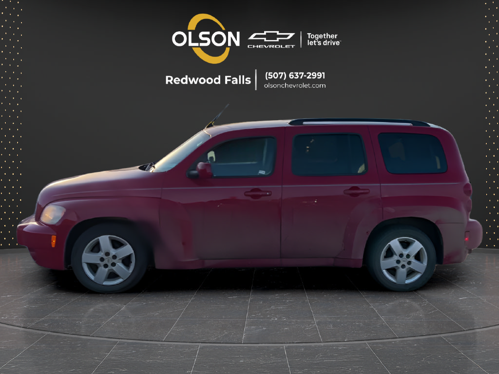 Used 2011 Chevrolet HHR LT w/ My Link Package FWD image 2
