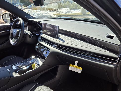 New 2026 INFINITI QX60 Autograph w/ Dark Cargo Package image 17