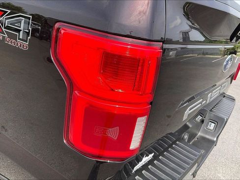 Used 2019 Ford F150 Lariat w/ Equipment Group 502A Luxury AWD/4WD image 26