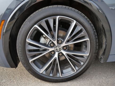 Used 2023 Toyota Prius XLE image 15