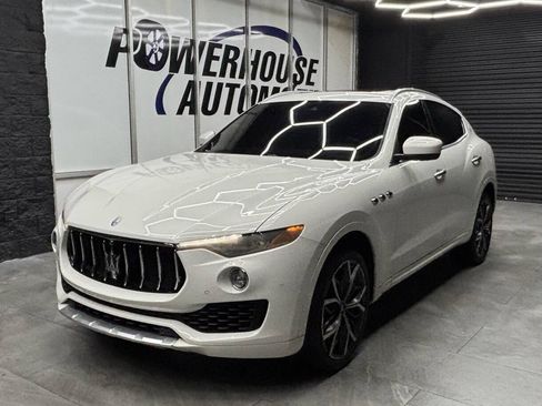 Used 2017 Maserati Levante w/ Luxury Package AWD/4WD image 1
