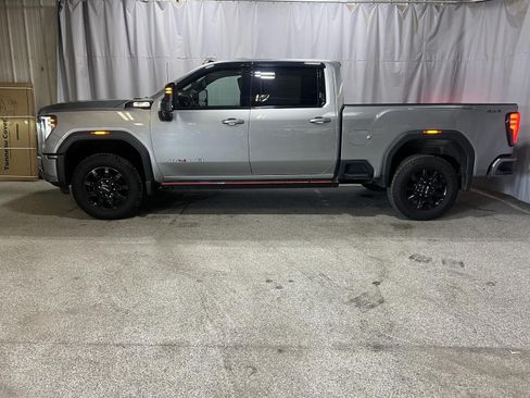Used 2024 GMC Sierra 2500 AT4 w/ AT4 Premium Plus Package AWD/4WD image 1
