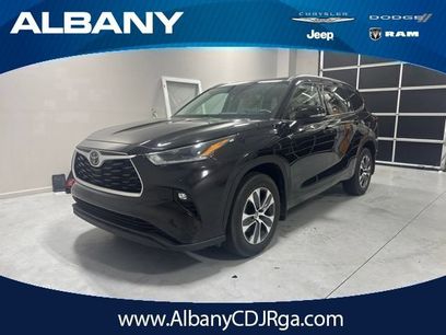 Used 2021 Toyota Highlander XLE