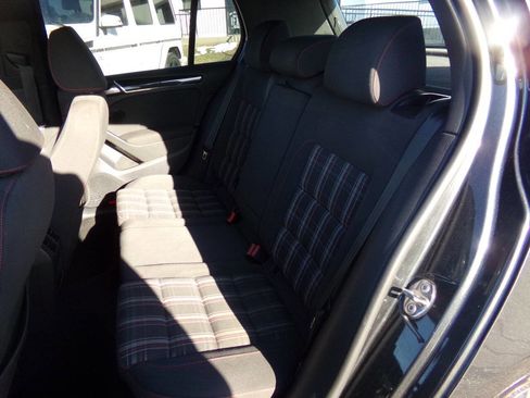 Used 2013 Volkswagen GTI 4-Door image 9