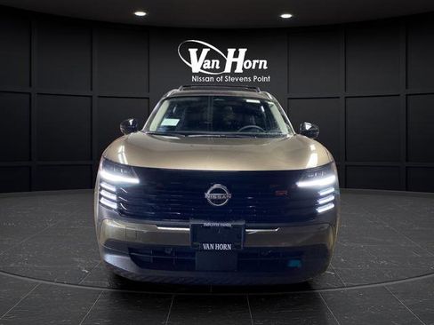 New 2026 Nissan Kicks SR w/ Cold Weather Package image 10