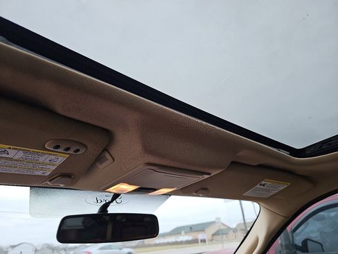 Used 2014 Ford F150 King Ranch w/ King Ranch Luxury Package image 14