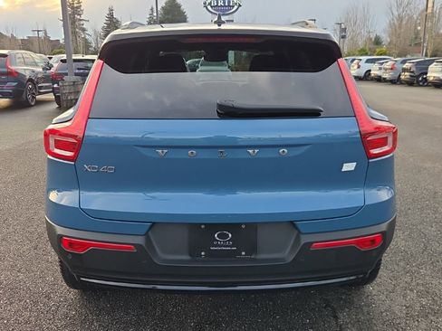 Certified 2023 Volvo XC40 Recharge Ultimate image 12