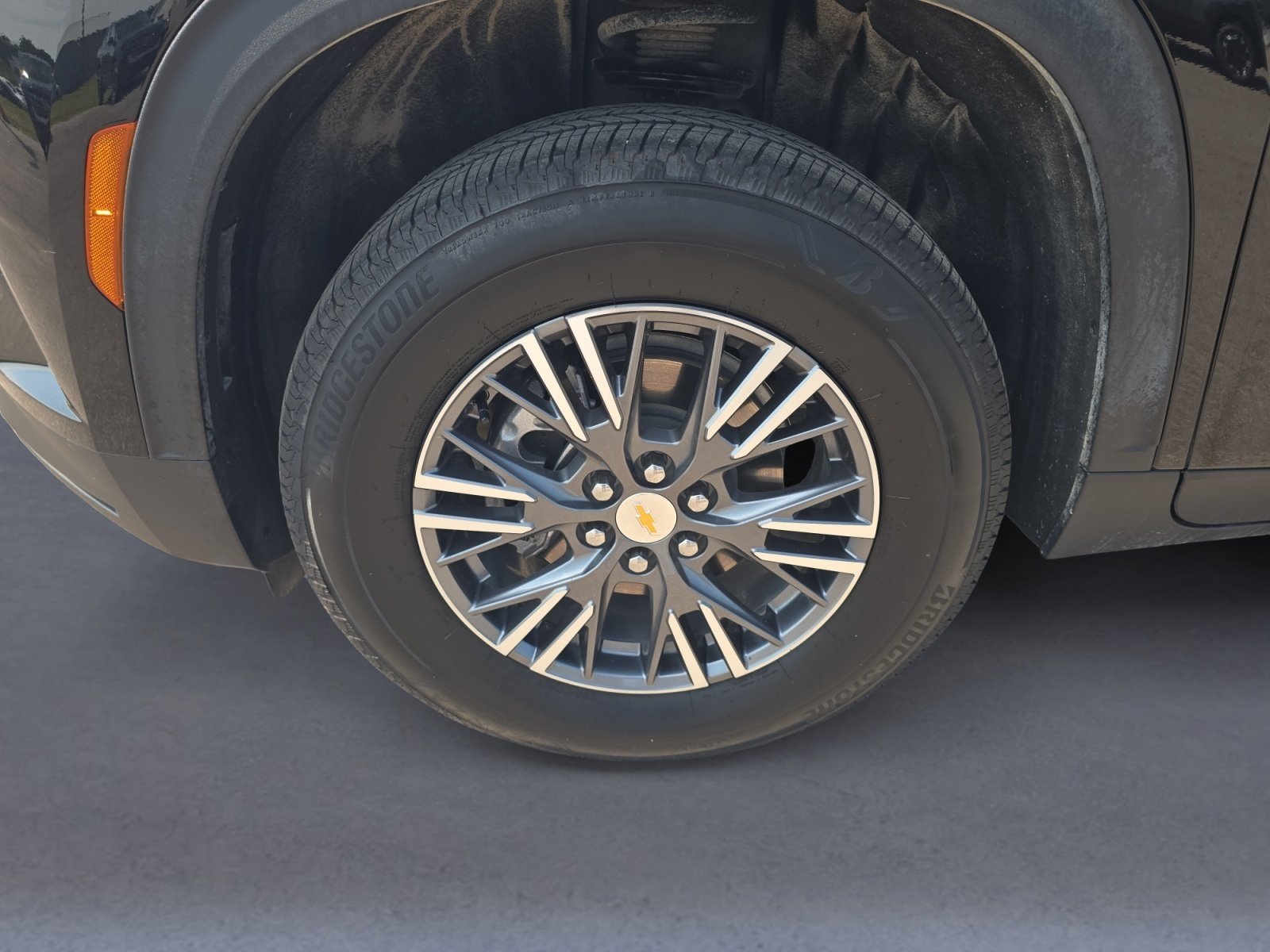 Used 2026 Chevrolet Traverse LT AWD/4WD image 10