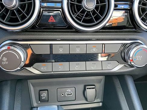 Certified 2025 Nissan Sentra S image 14