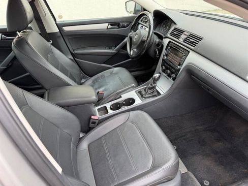 Used 2013 Volkswagen Passat TDI SE image 10