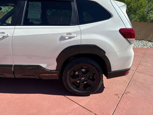 Used 2022 Subaru Forester Wilderness w/ Wilderness Package AWD/4WD image 36
