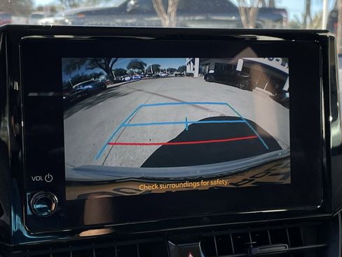 Used 2024 Toyota Corolla LE image 16