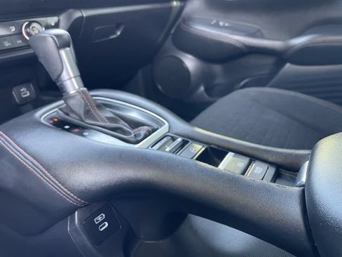 Used 2024 Honda HR-V Sport image 21