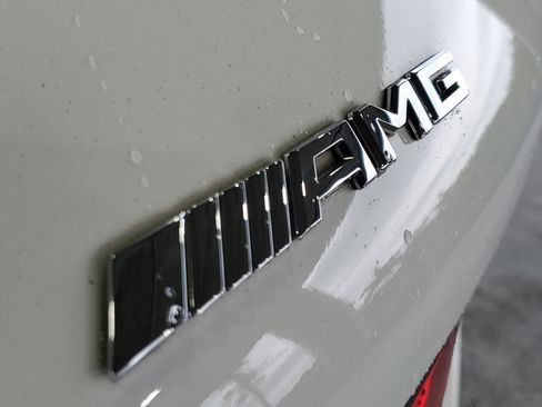 Used 2021 Mercedes-Benz GLC 63 AMG 4MATIC image 6
