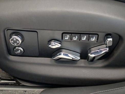 Used 2023 Bentley Flying Spur W12 image 15