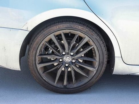 Used 2024 Toyota Camry XSE FWD image 9