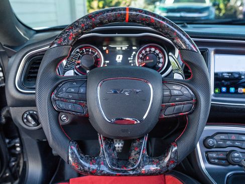 Used 2017 Dodge Challenger R/T Scat Pack w/ Leather Interior Group RWD image 13