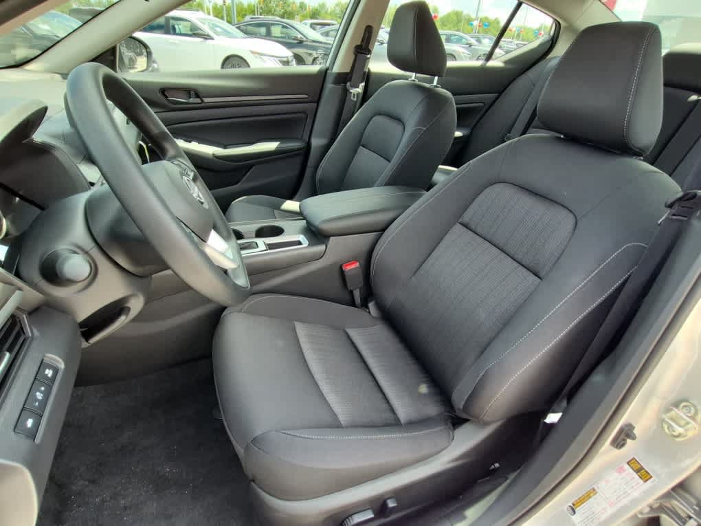 New 2026 Nissan Altima 2.5 SV FWD image 10