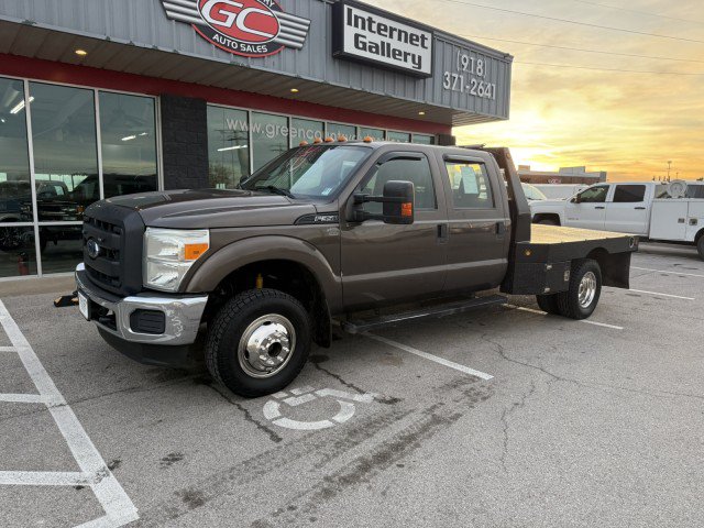 Used 2016 Ford F350 XL w/ Power Equipment Group AWD/4WD image 1