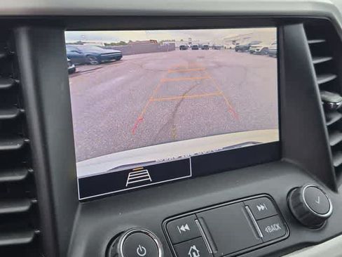 Used 2023 GMC Acadia SLE FWD image 30