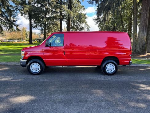 Used 2008 Ford E-350 and Econoline 350 Super Duty RWD image 2