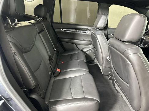 Used 2020 Cadillac XT6 Premium Luxury FWD image 28