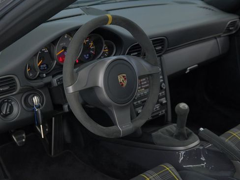 Used 2011 Porsche 911 GT3 RWD image 68